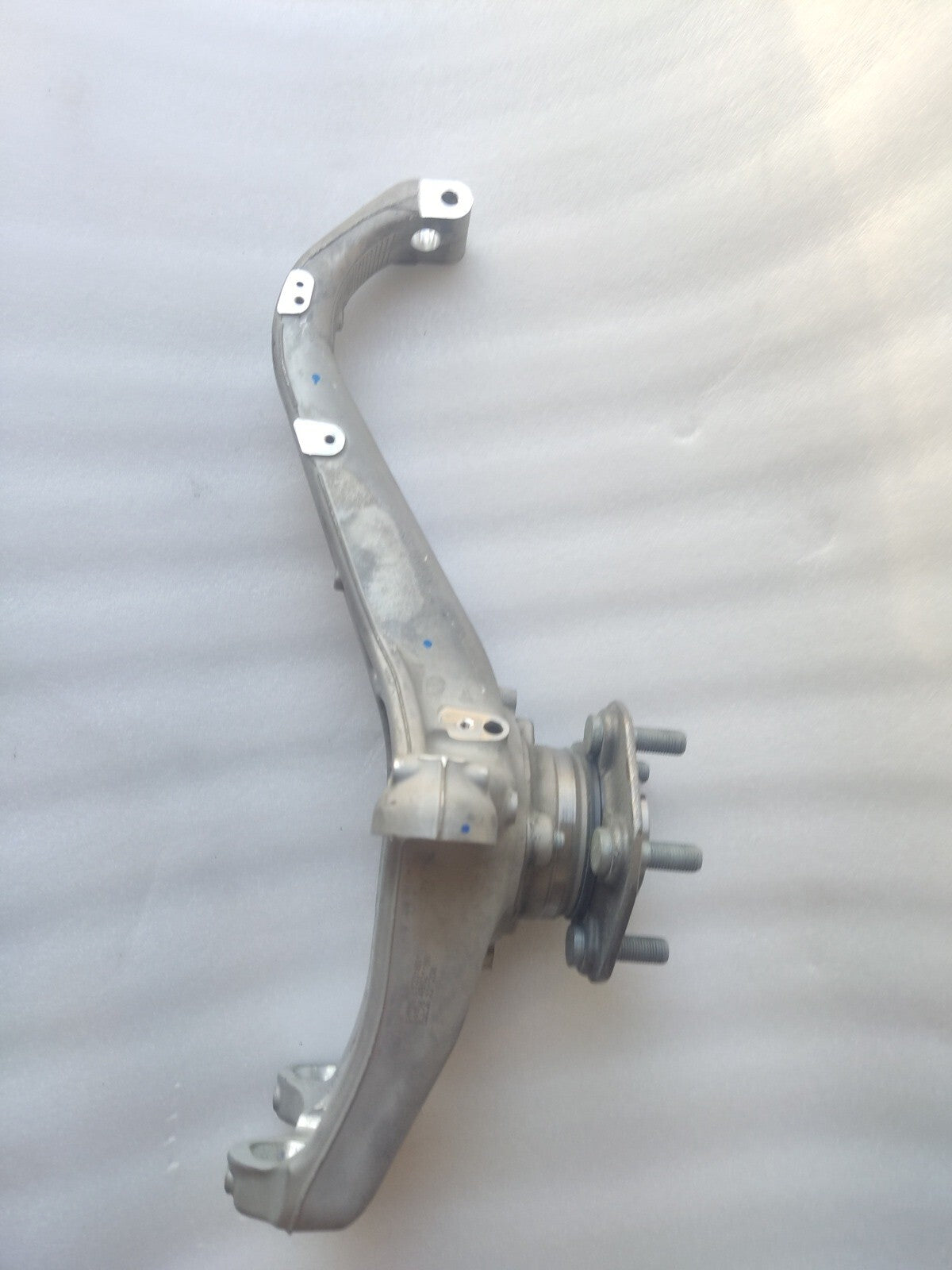 17-23 Tesla Model 3 RWD Front left driver spindle knuckle hub OEM