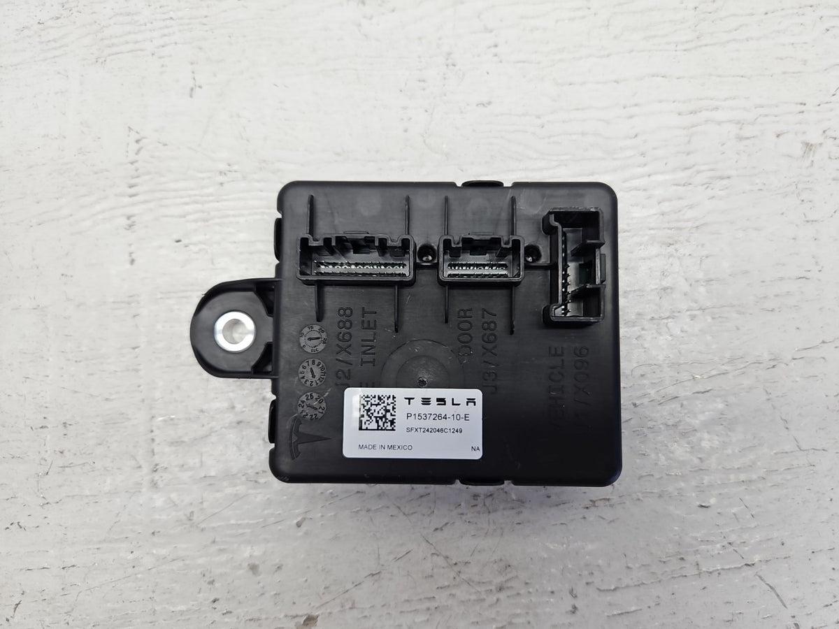 2024-2025 Tesla Model 3 Charge Port Control Module Unit OEM 1537264-10-E