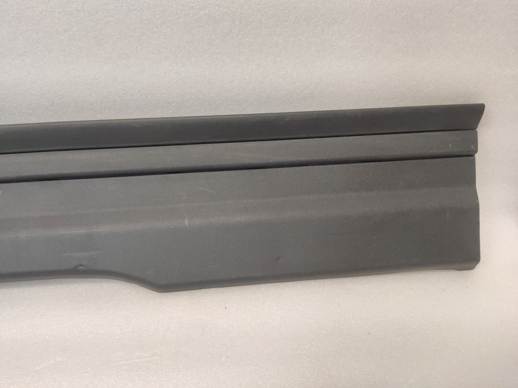 2022 - 2024 Rivian R1T Front Lower Left Drivers Door Molding Cladding Bracket