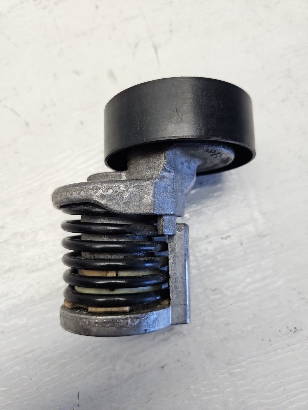 2012-2015 VW PASSAT 2.0 TDI Alternator Belt Tensioner Diesel OEM 038903315